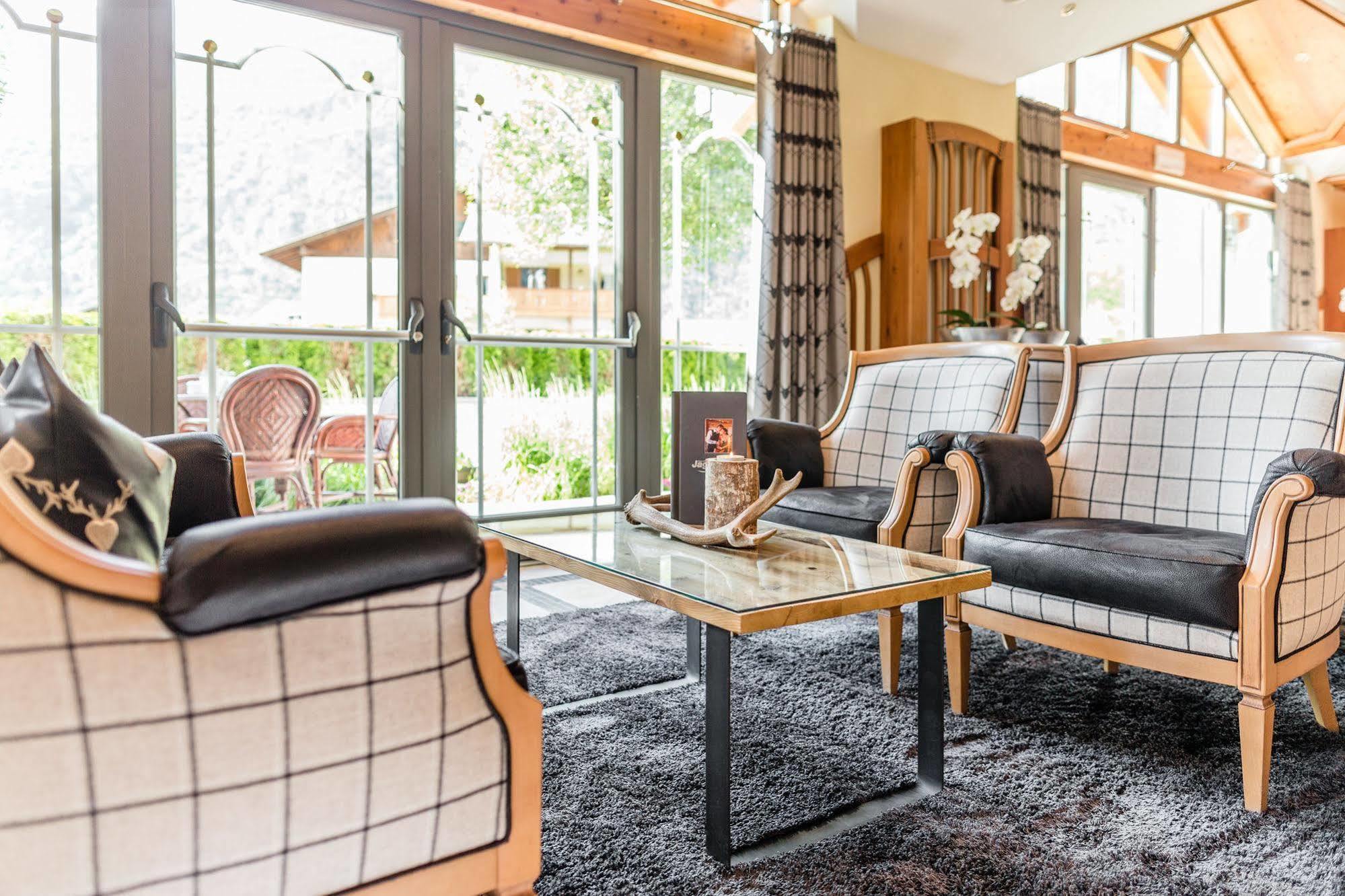 Dolcevita Hotel Jagdhof Laces Eksteriør bilde